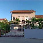 Ivano Apartamento